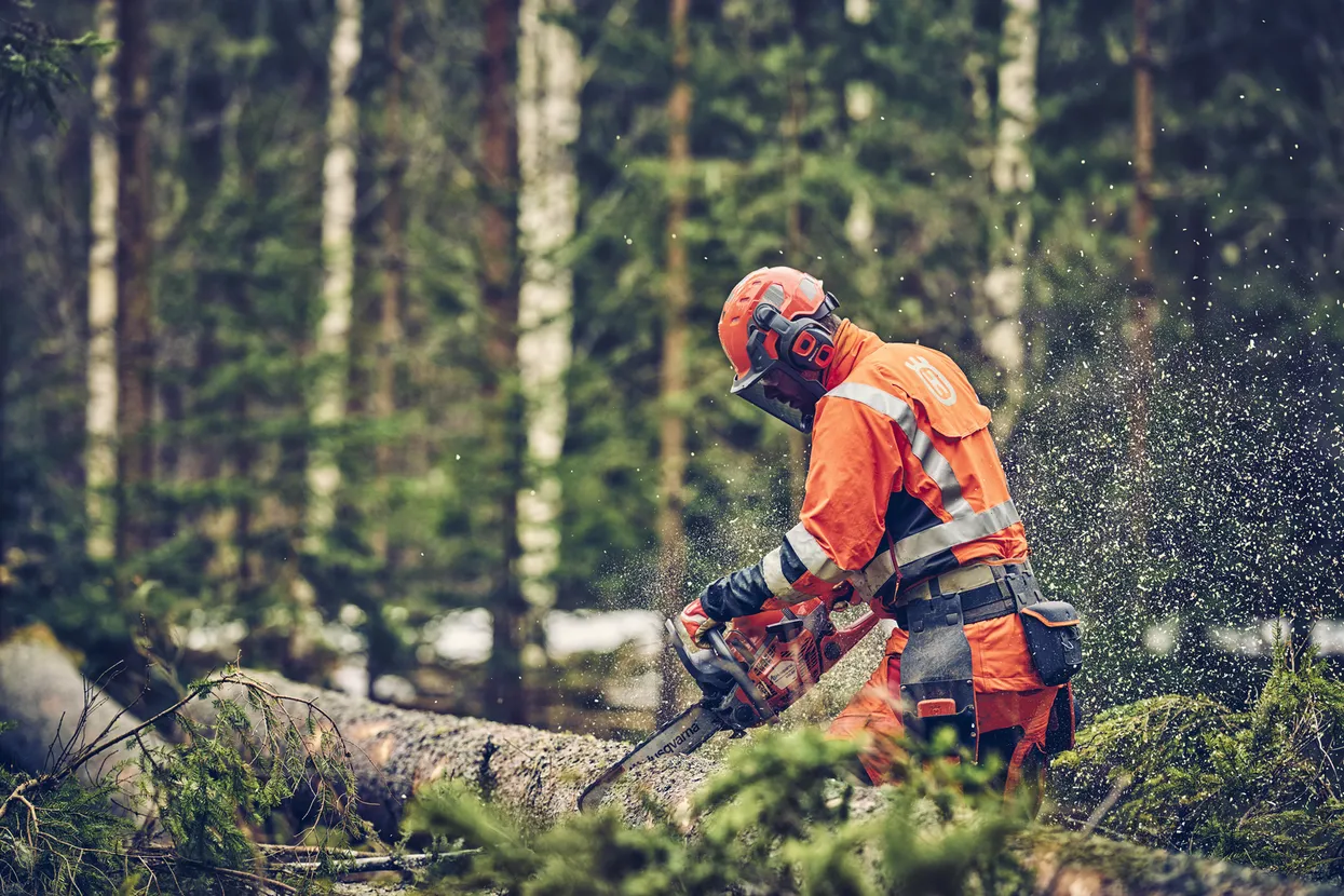 Husqvarna-560-XP®-Mark-II-6.webp