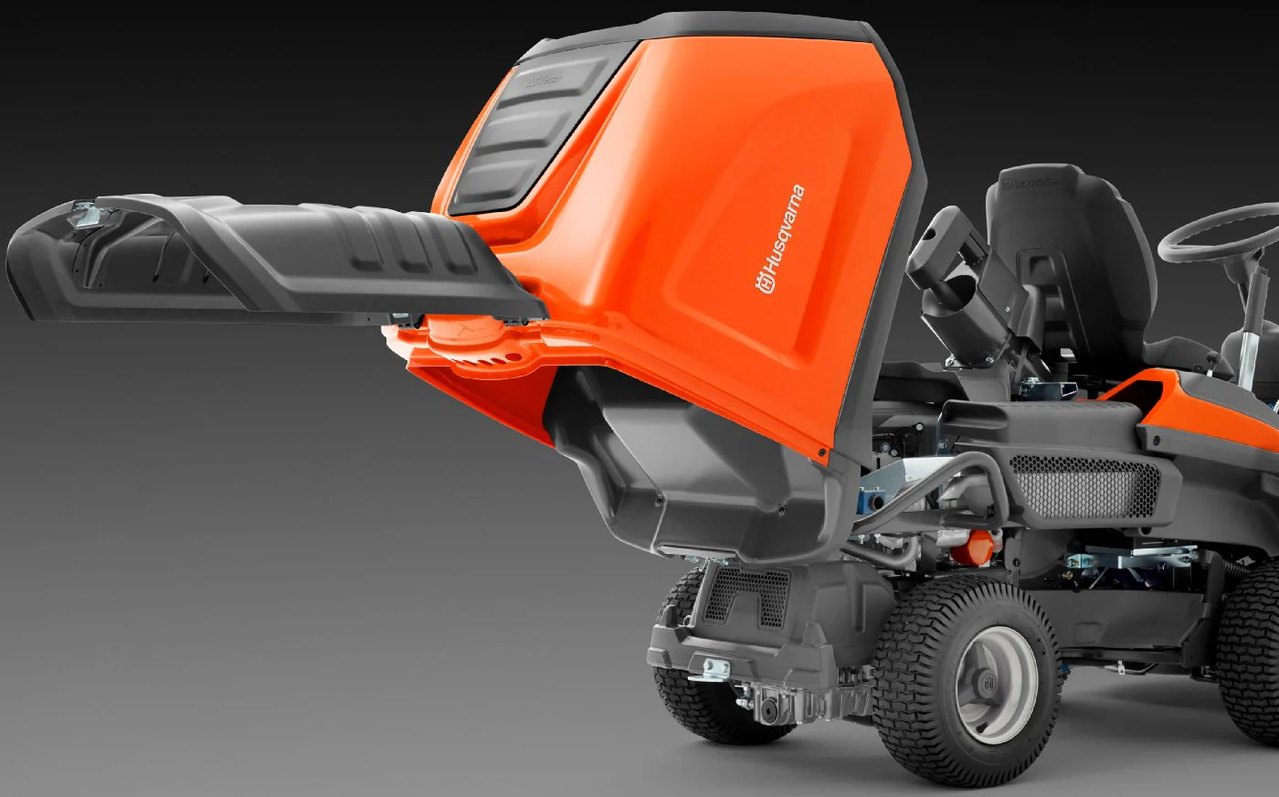 Husqvarna_RC_320Ts_AWD_Detail_24293_836256b0-80c8-4226-8de6-76533c777805_1800x1800.webp
