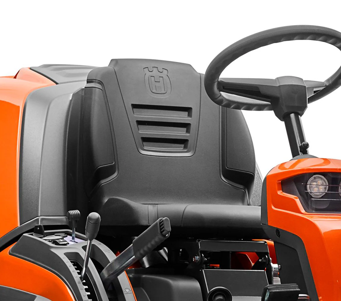 Husqvarna_RC_320_Ts_AWD_Detail_24106_e970dd62-7d4d-4be9-9224-c76d7e66d161_1800x1800.webp